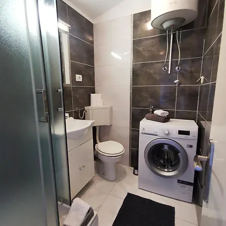 Katy Apartment